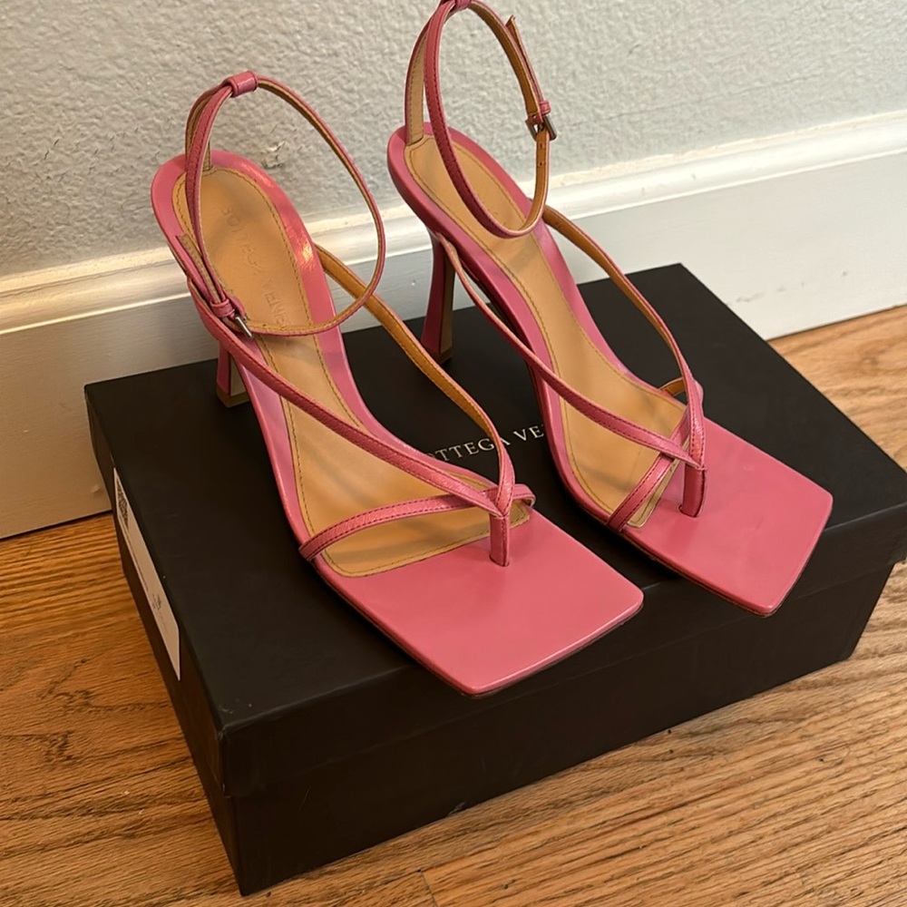 Bottega Veneta stretch strap sandal